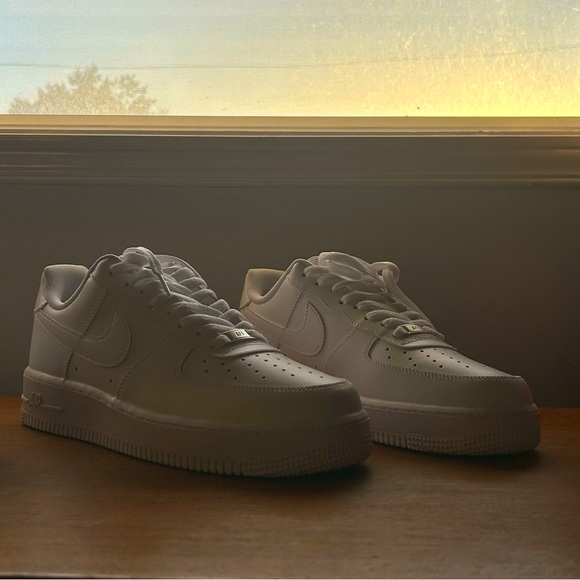 Airforce 1 white - Picture 1 of 2